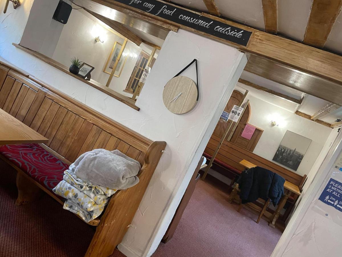 The Glan Yr Afon Inn Holywell  Eksteriør billede